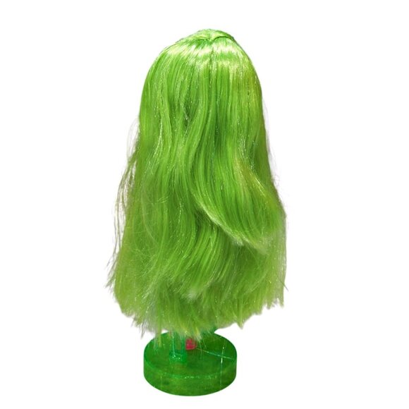 Rainbow High Jade Hunter Green Fashion Doll with Outfit and Stand - Shoe Flawed - Picture 4 of 7